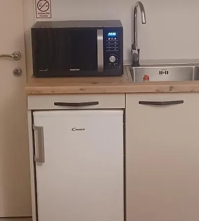 Gostinjska kuća Nada *
